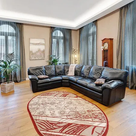 Magnifico Roero Relax Tre Apartment