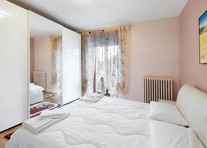 Magnifico Roero Relax Tre Apartamento